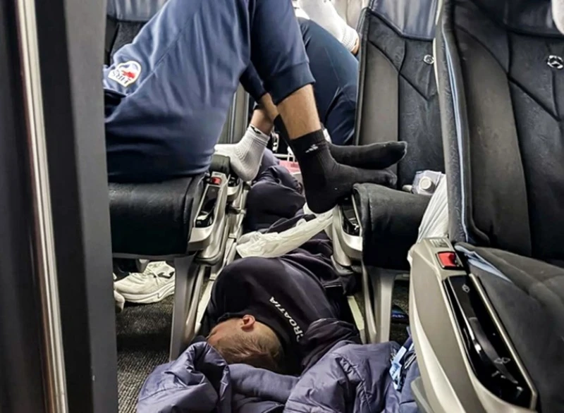 Hrvatski rukometaši spavali na podu autobusa, Sigurdsson: "Ovo je sramota"