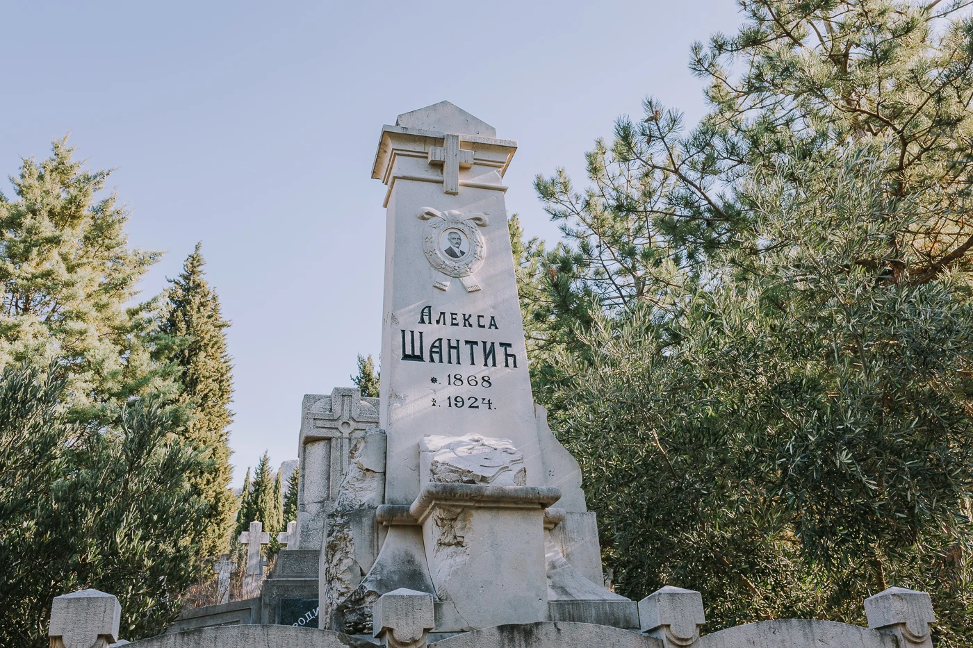 Dan kad je Mostar izgledao kao jedna majka zavijena u crno