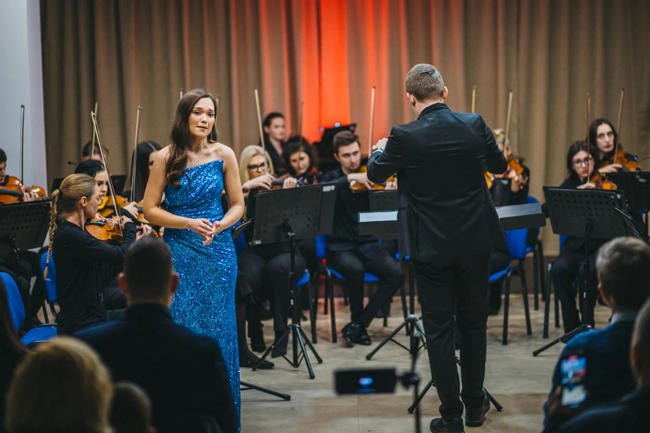 FOTO/VIDEO | Simfonijski orkestar Mostar priredio emotivnu večer arija i solo pjesama
