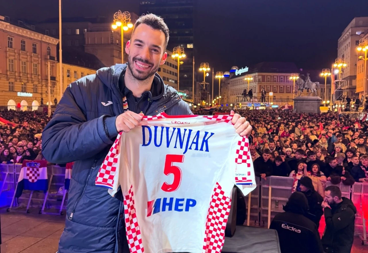 Doček hrvatskih rukometaša u Zagrebu prošao bez incidenata