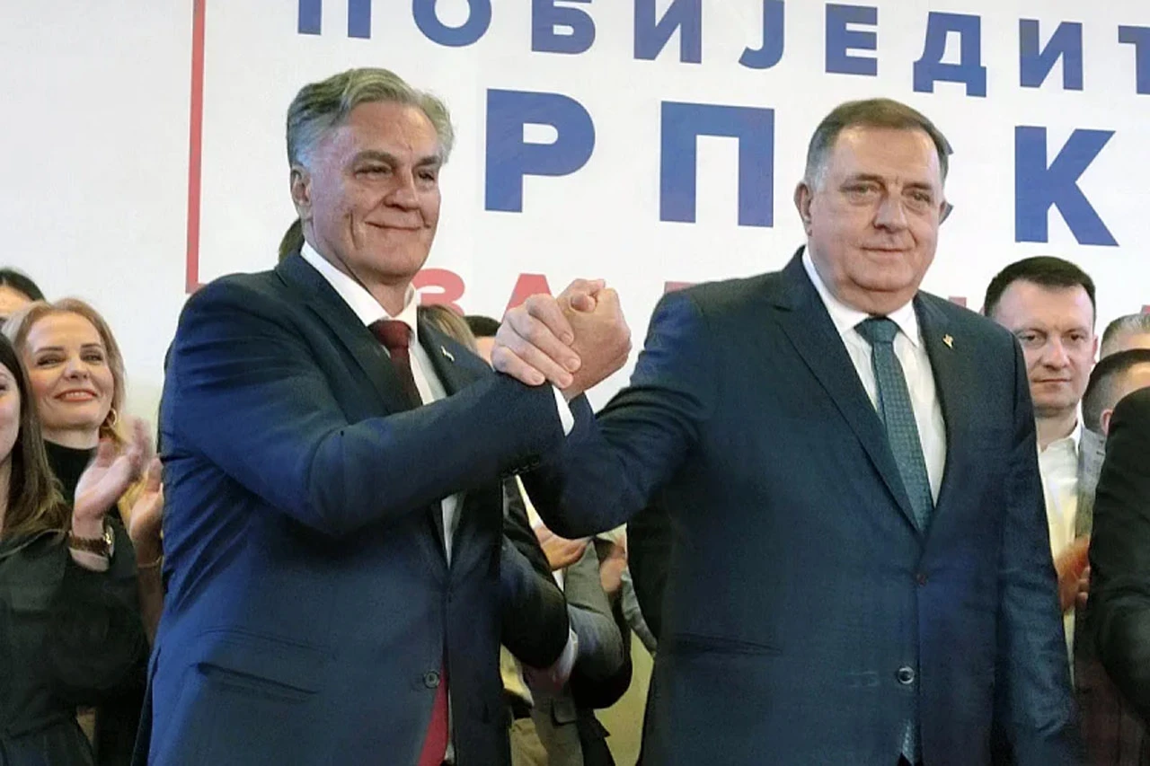 Dodik čestitao Karanu: Razbijene su sarajevske magle i iluzije