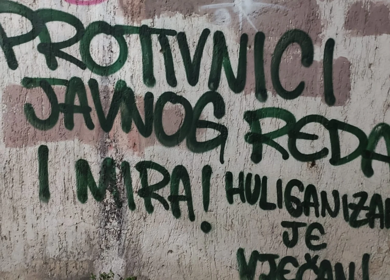 Čitateljica o životu na "Starom igralištu": "Jezivi urlici, dernjava, psovke i glasna glazba..."