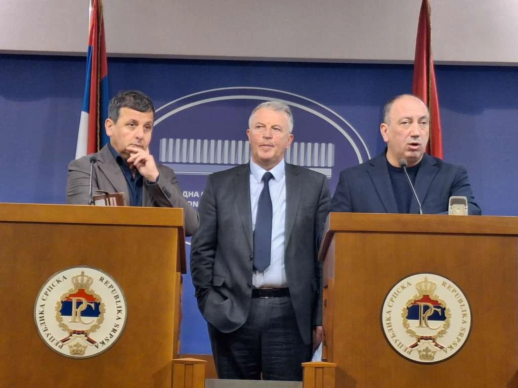 Oporba iz RS-a: ''Dodik vodi BiH u NATO, on je hrvatski lobist''