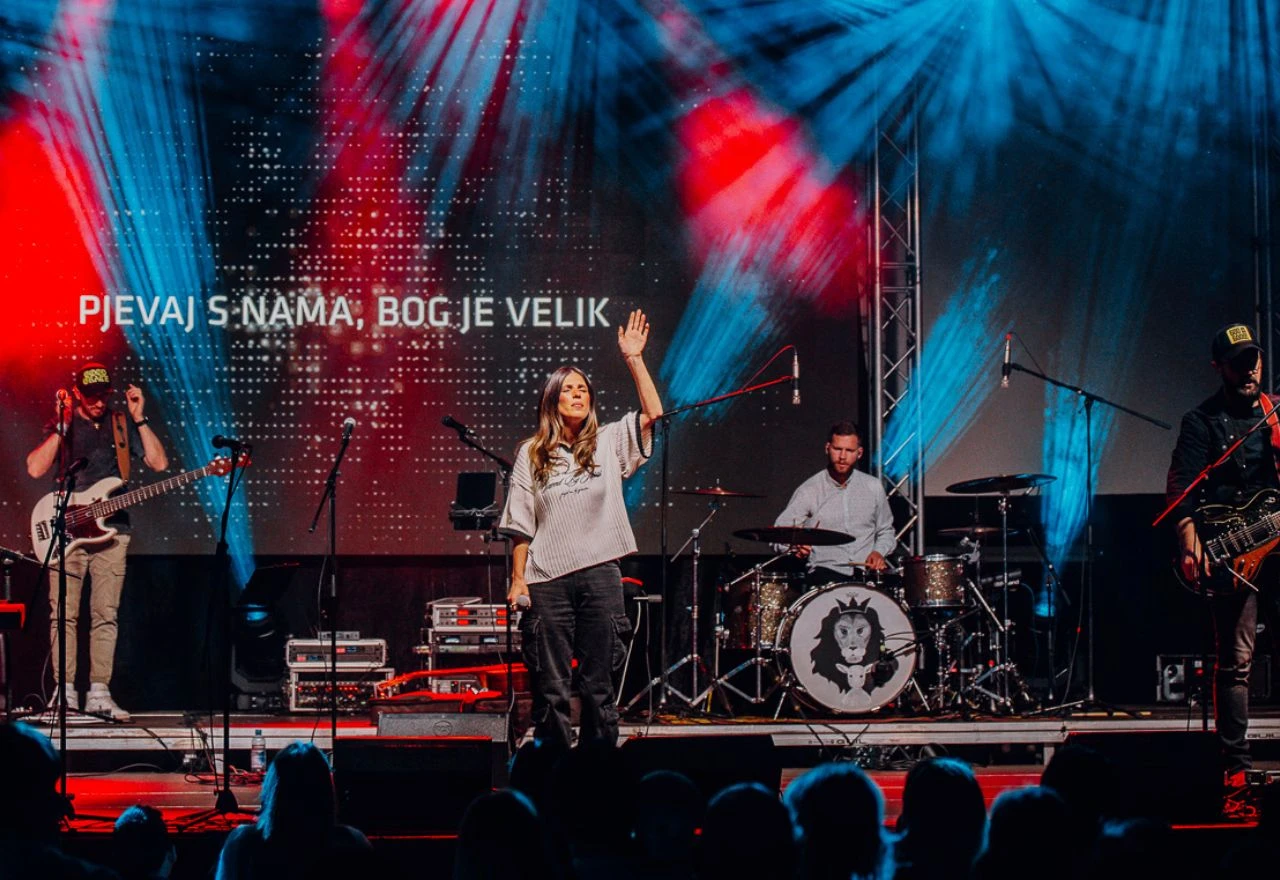 Mostar prvi put domaćin Večeri slavljenja: Grupa Emanuel stiže u Kosaču