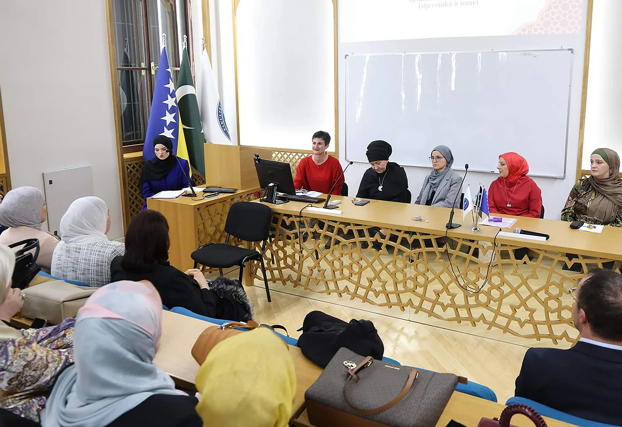 Muslimanke mijenjaju svijet: Važne poruke s obilježavanja Međunarodnog dana žena i djevojaka u znanosti