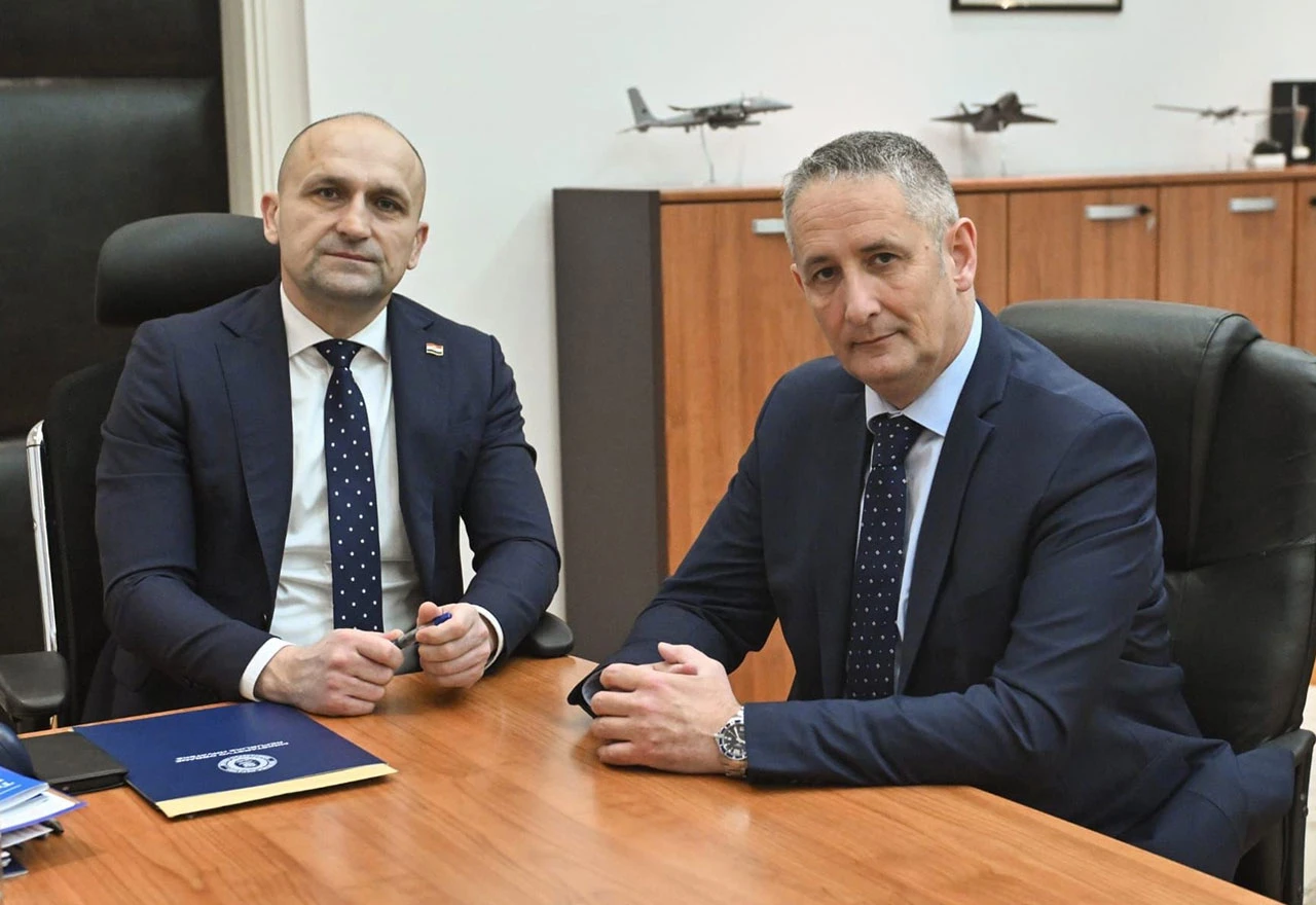 Galić i Anušić u Zagrebu: Novi koraci u obrambenoj suradnji