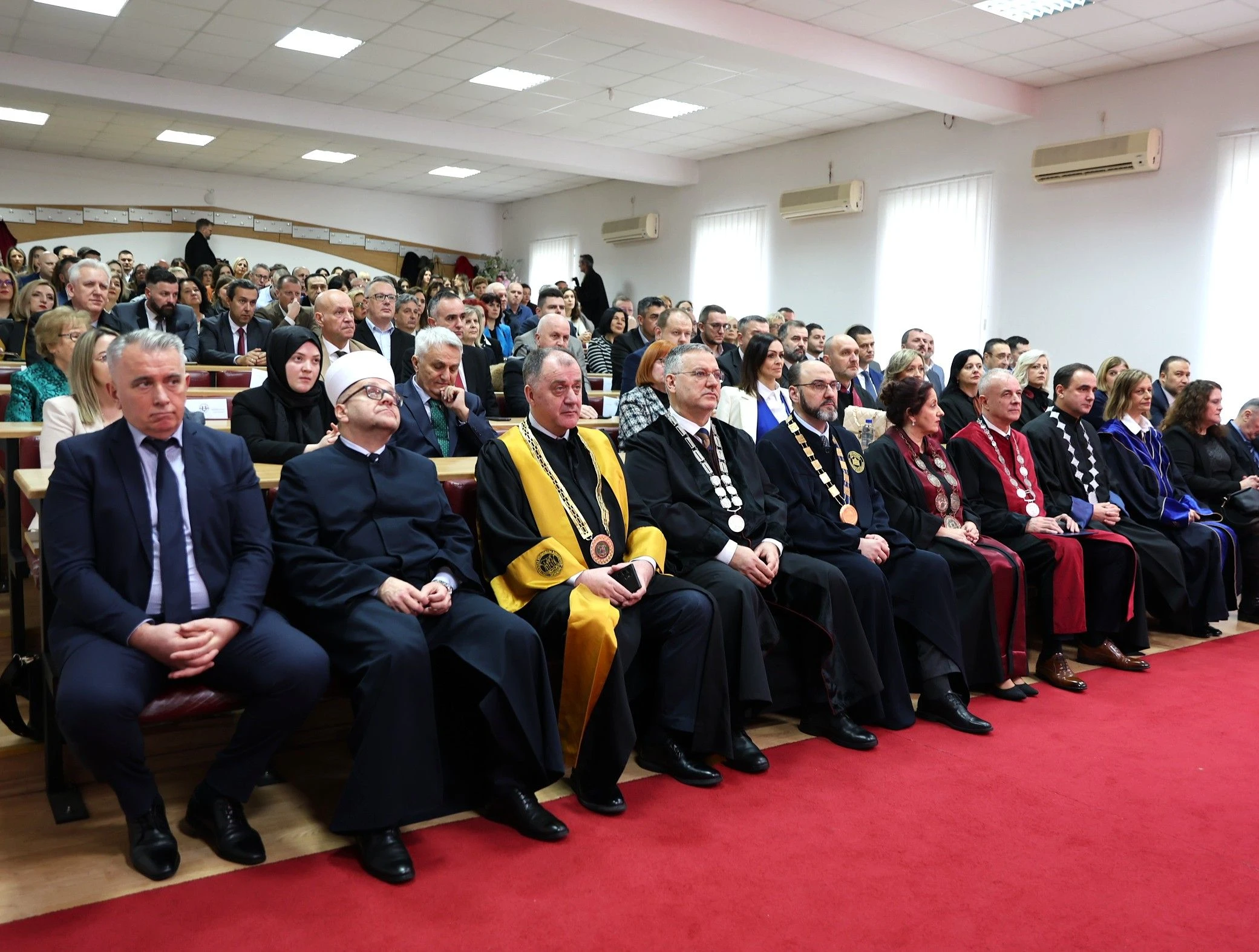 FOTO | Univerzitet proslavio 49 godina postojanja