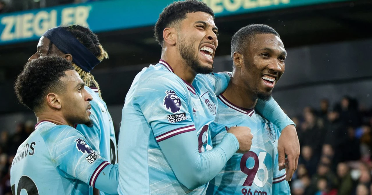 Igrači Burnleya kasnili na utakmicu, gubili 2-0, pa preokrenuli Crystal Palace