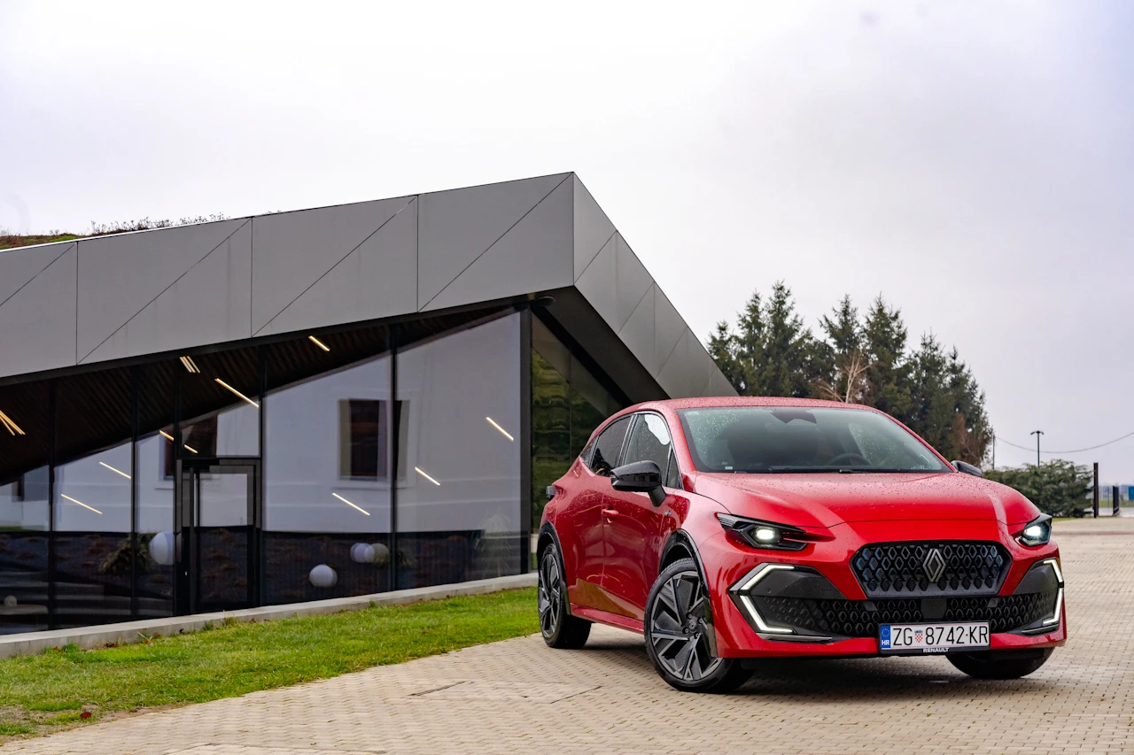 FOTO | Clio nikad ozbiljniji: Šesta generacija Renaultova bestselera predstavljena u Hrvatskoj