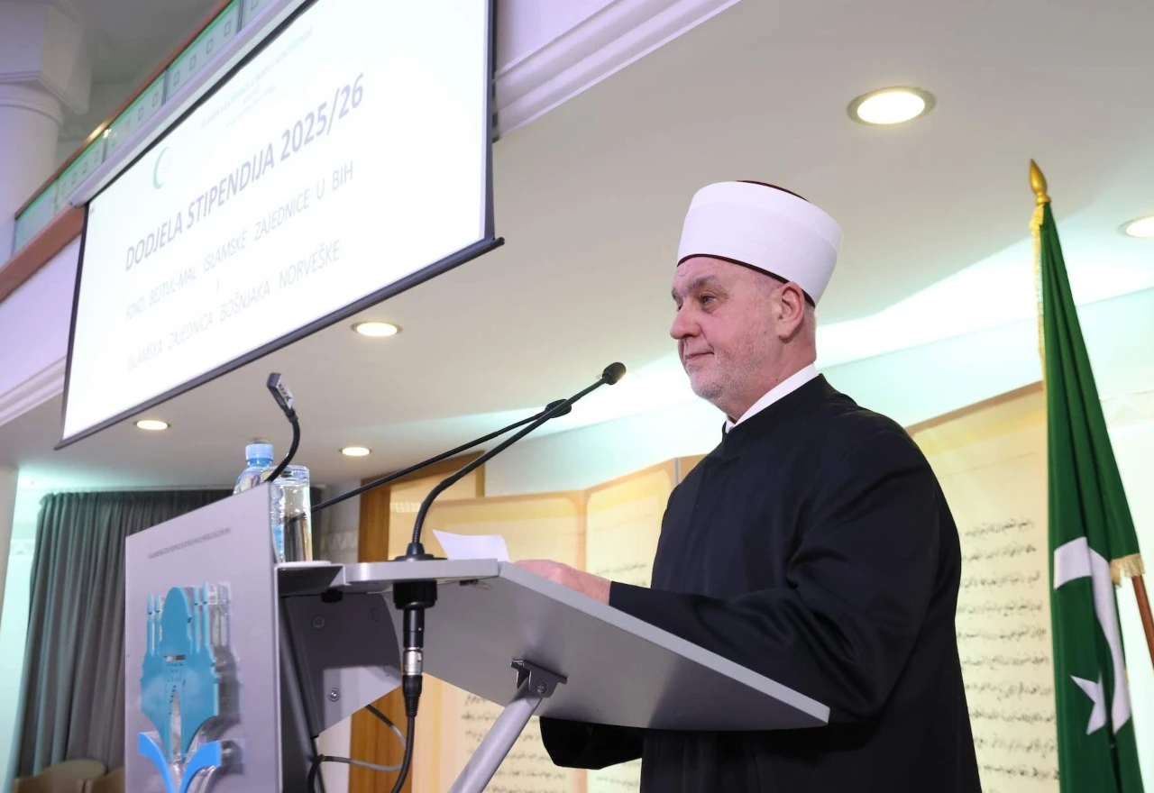 Reisul-ulema Kavazović: BiH je dovedena u teško stanje, ovako više neće ići