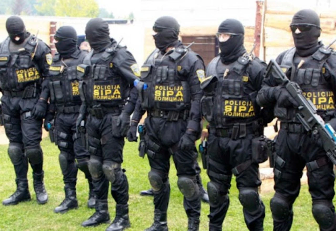 U nastavku operativne akcije "Lan" slobode lišen policijski službenik