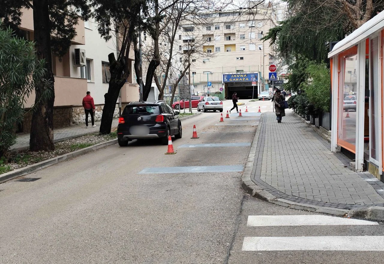 Nazire li se kraj prometnoj anarhiji u Zagrebačkoj ulici?