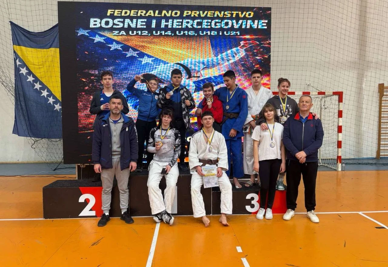Mostarski judisti u Lukavcu osvojili devet medalja i izborili državno prvenstvo
