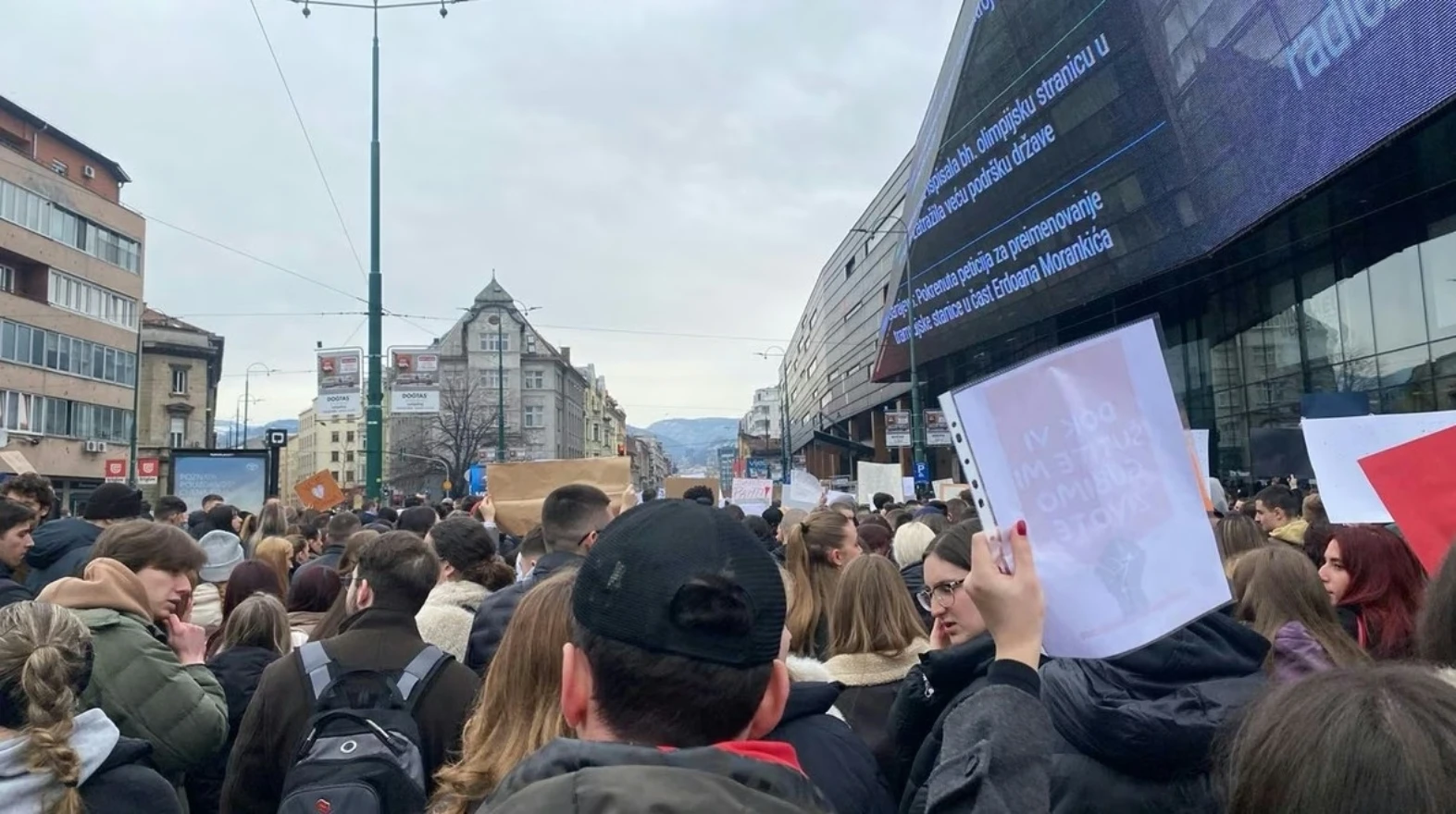 Studenti iz Novog Sada poslali poruku Sarajevu: “Niste sami”