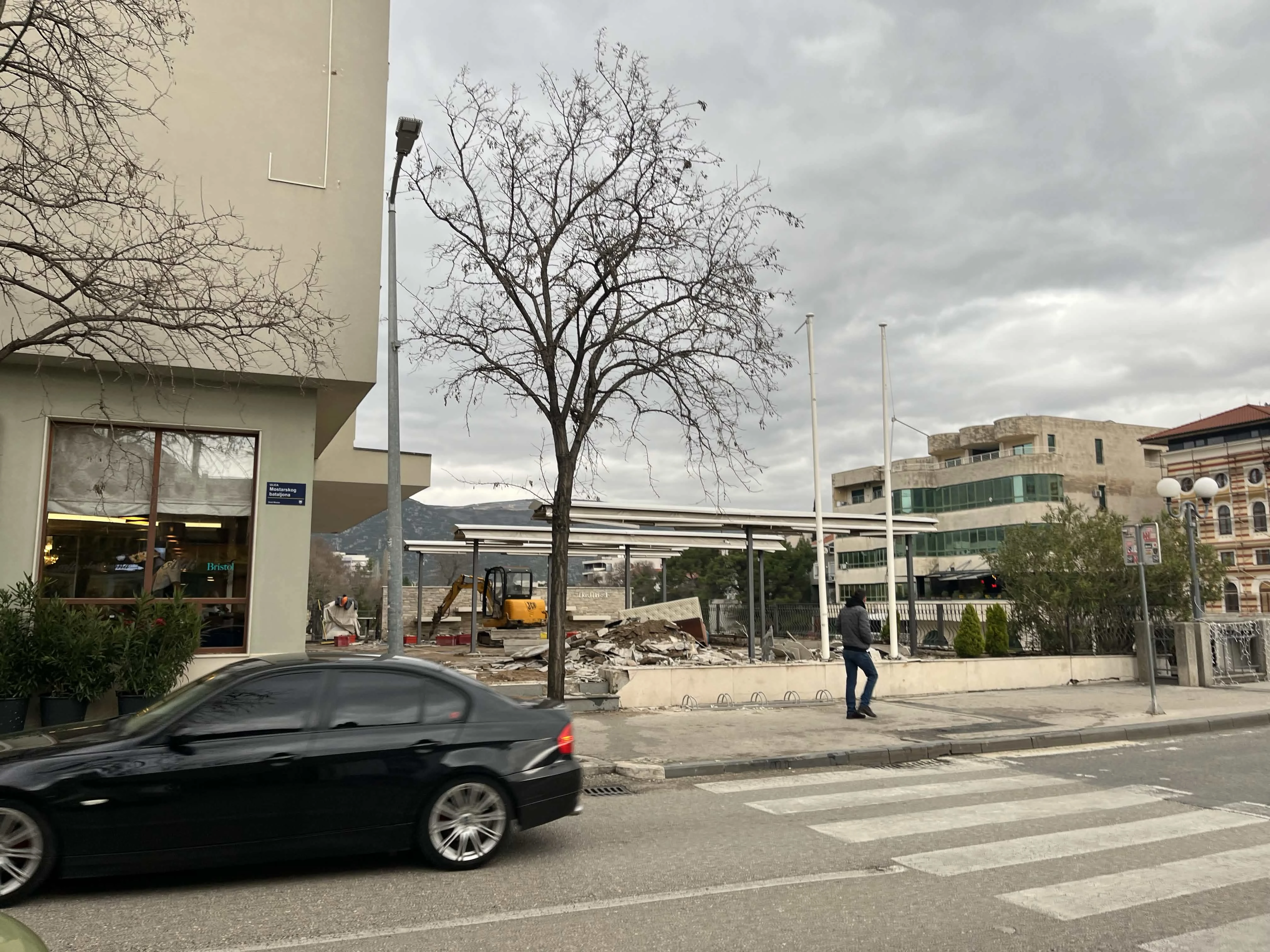 Hotel Bristol priprema novu terasu za ljeto