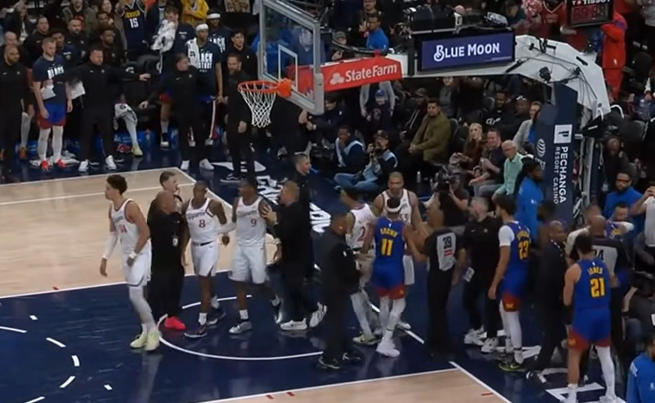 Spursi upisali sedmu zaredom, gužva u Los Angelesu