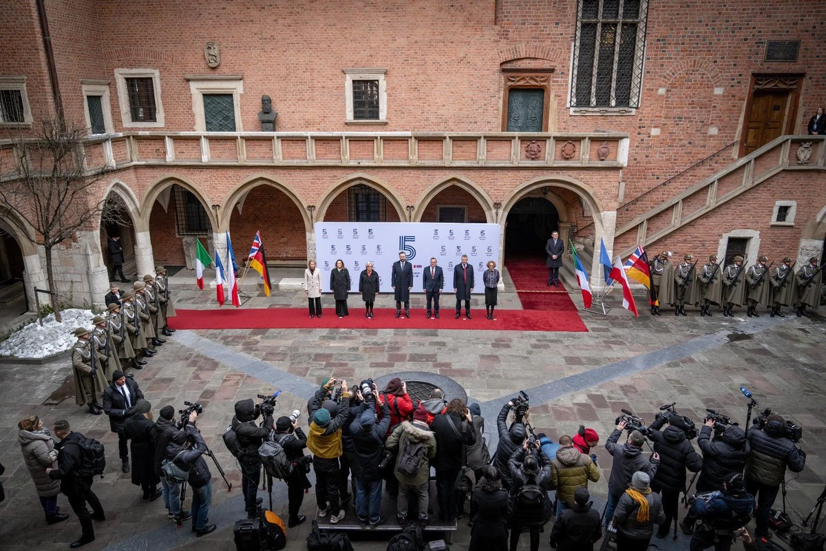 Stvara se europski NATO?