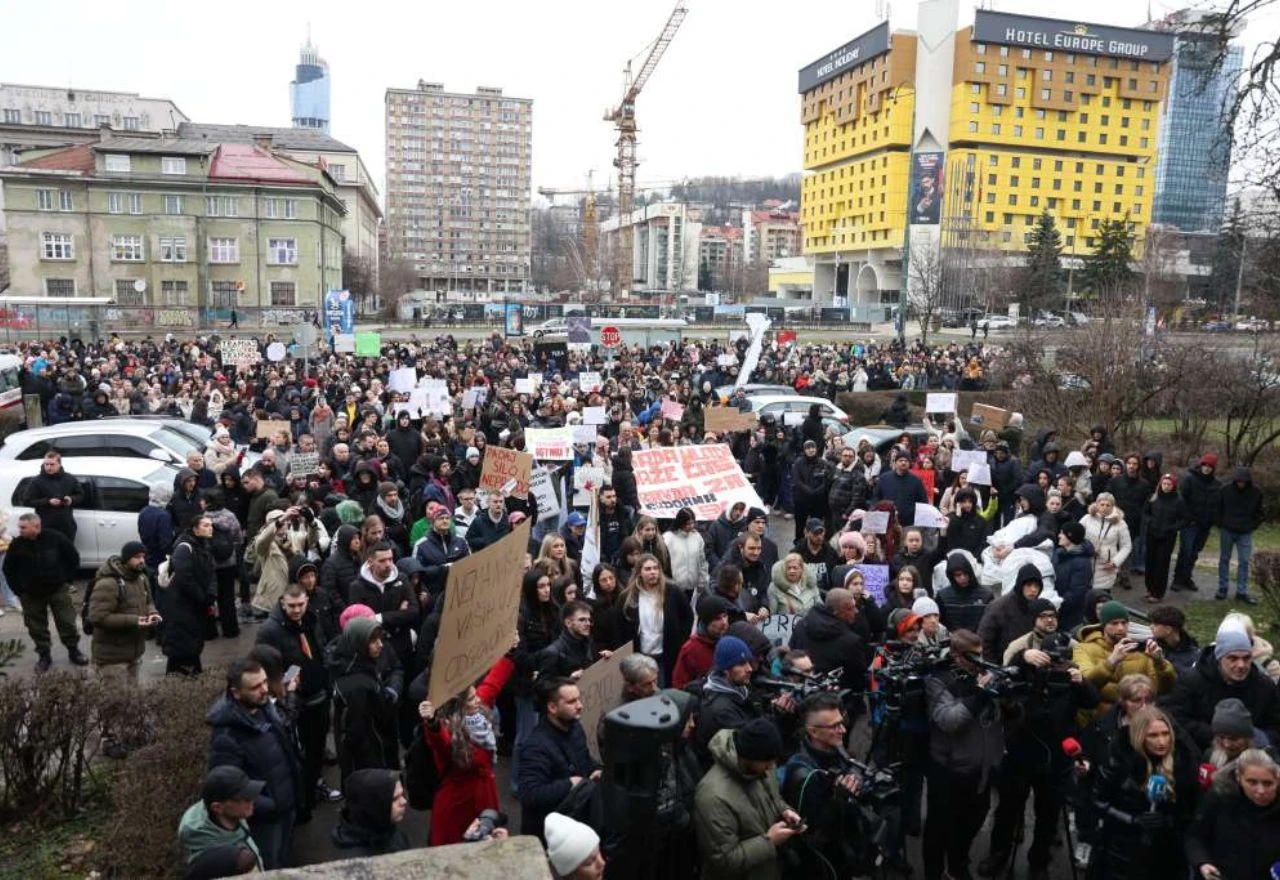 FOTO | Nastavak prosvjeda građana u Sarajevu