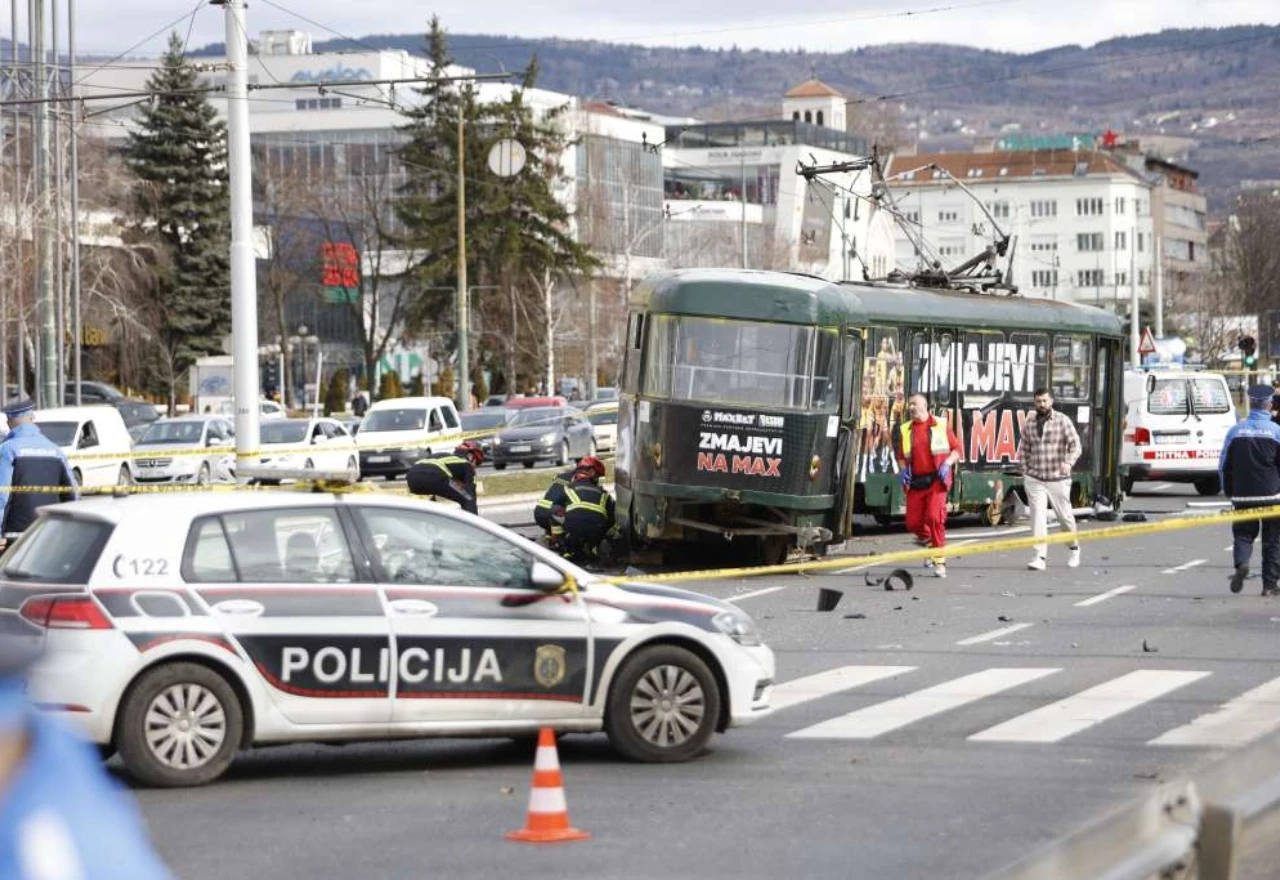 Djevojka ozlijeđena u tramvajskoj nesreći u stabilnom stanju