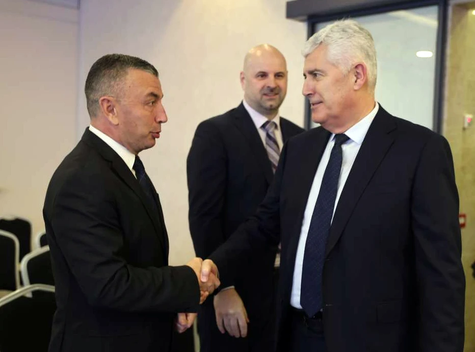 Eugen Šušak novi predsjednik Udruge Hrvata BiH 'Prsten'
