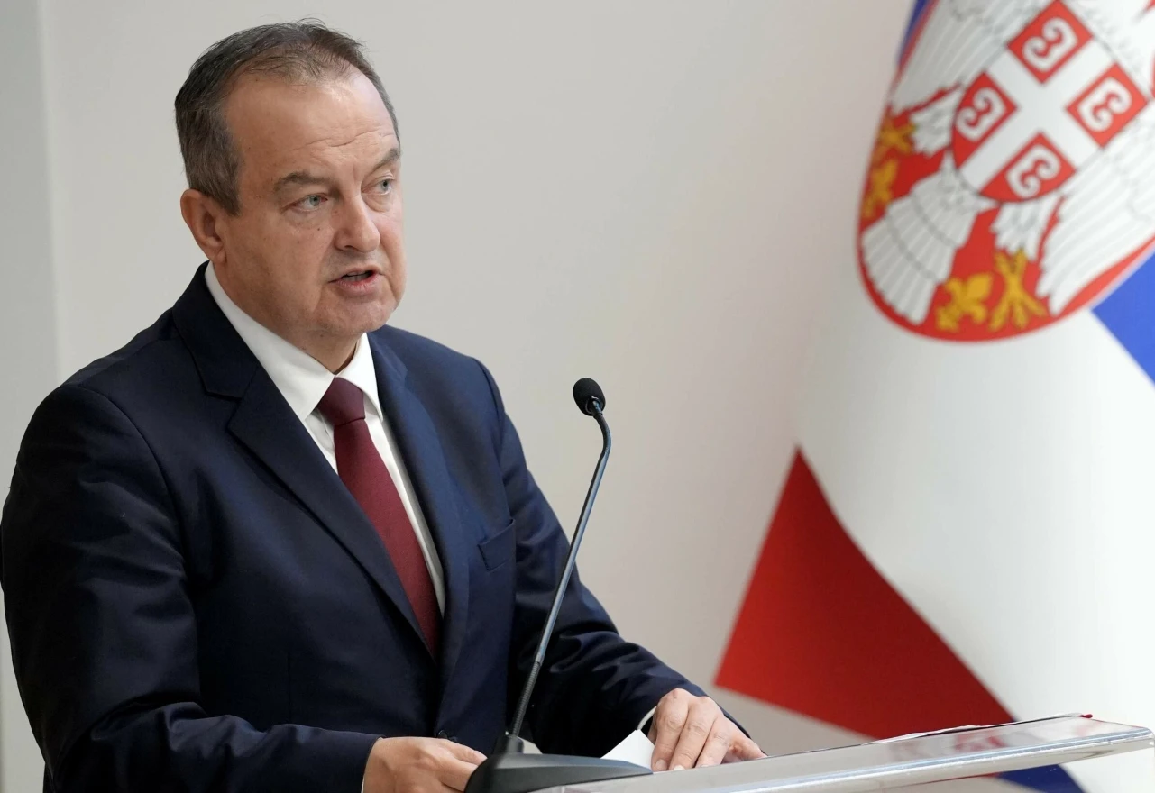 Zdravstveno stanje Ivice Dačića i dalje teško