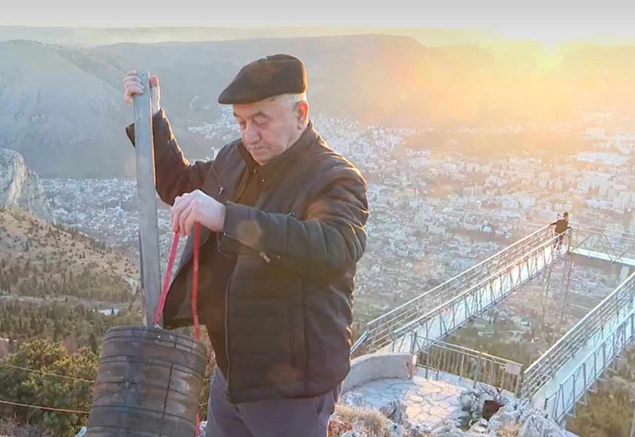 Kasim godinama Mostarcima najavljuje kraj posta