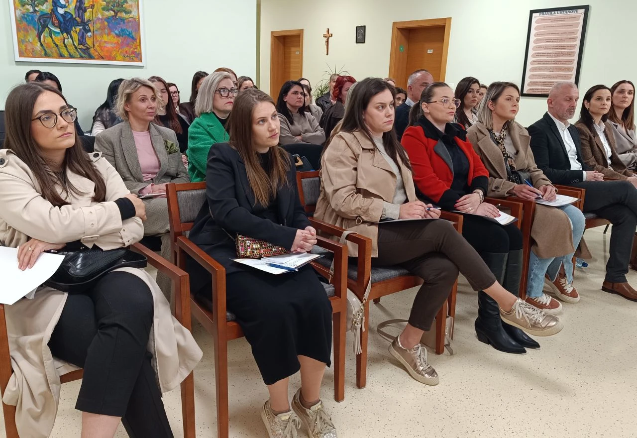 U Čitluku održano stručno predavanje o izazovima pomagačkih zanimanja