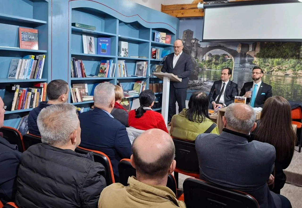 Promocija u Mostaru povodom Dana neovisnosti: Predstavljena knjiga "Od berlinske do dejtonske BiH"