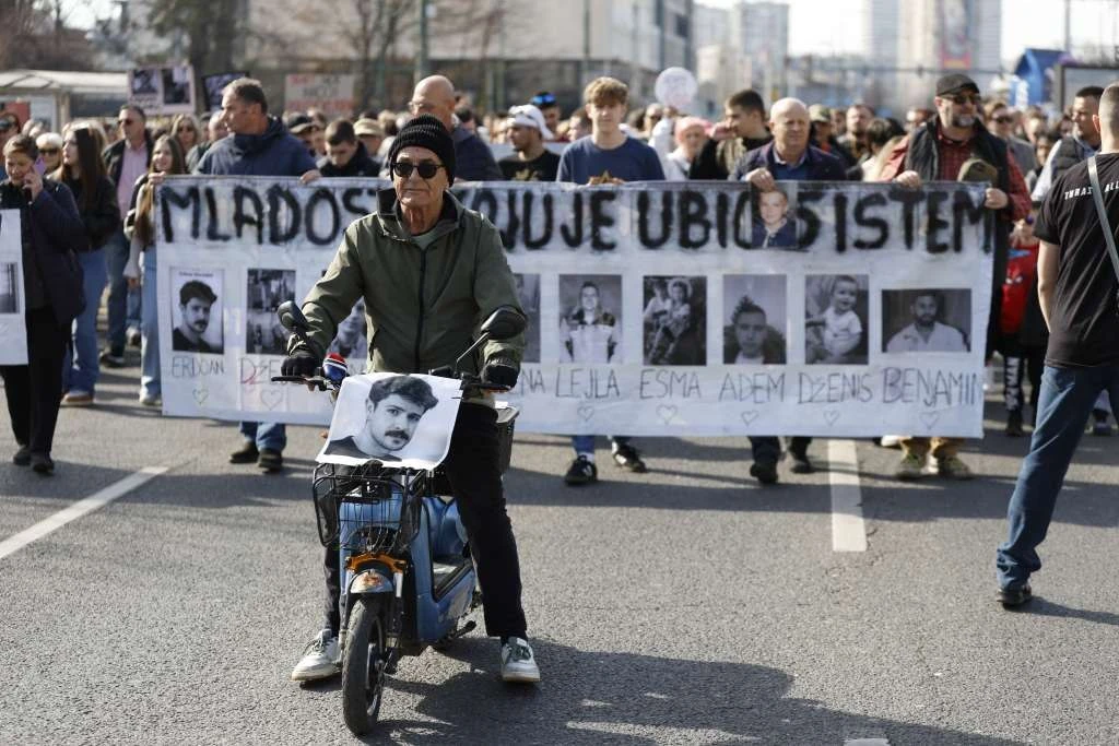 Manji broj prosvjednika u Sarajevu