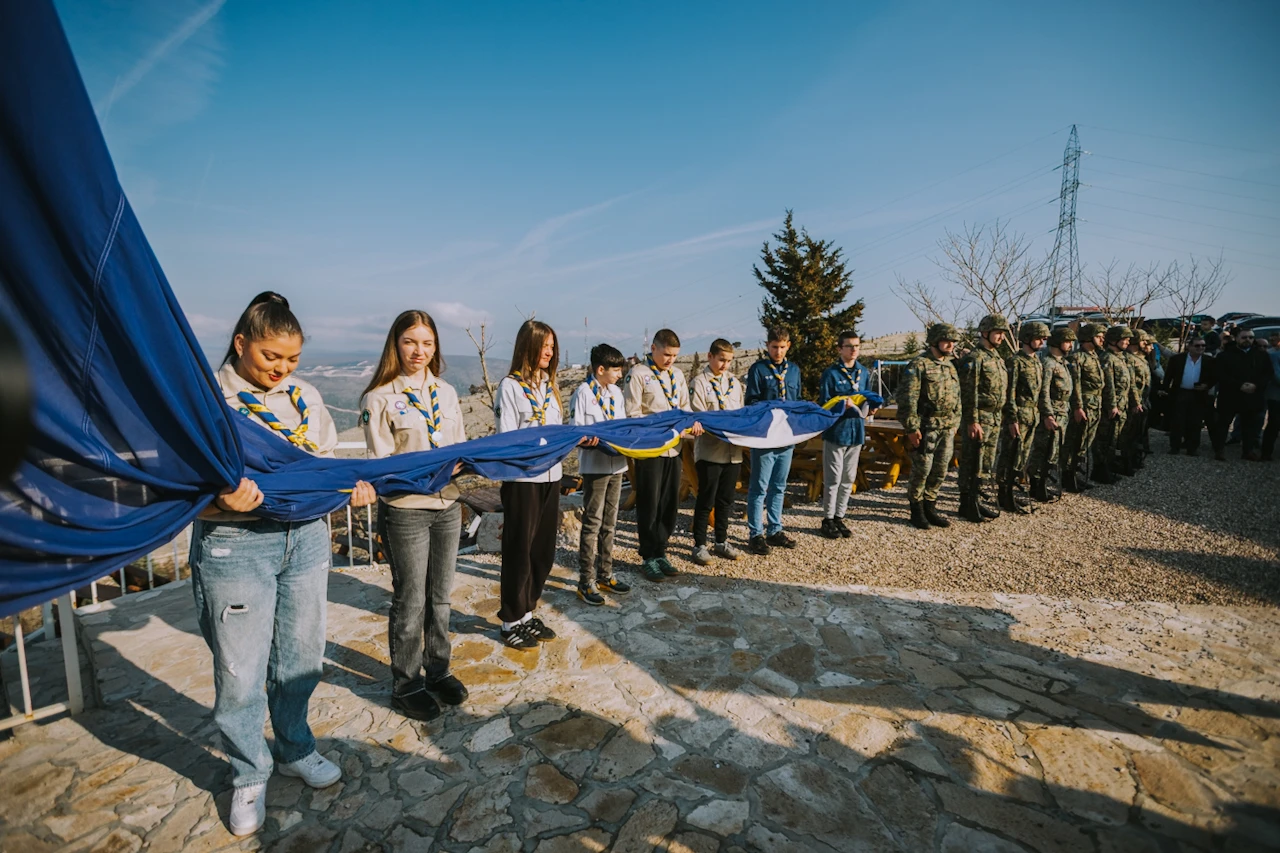 FOTO | Povodom Dana neovisnosti, na Fortici svečano podignuta zastava BiH