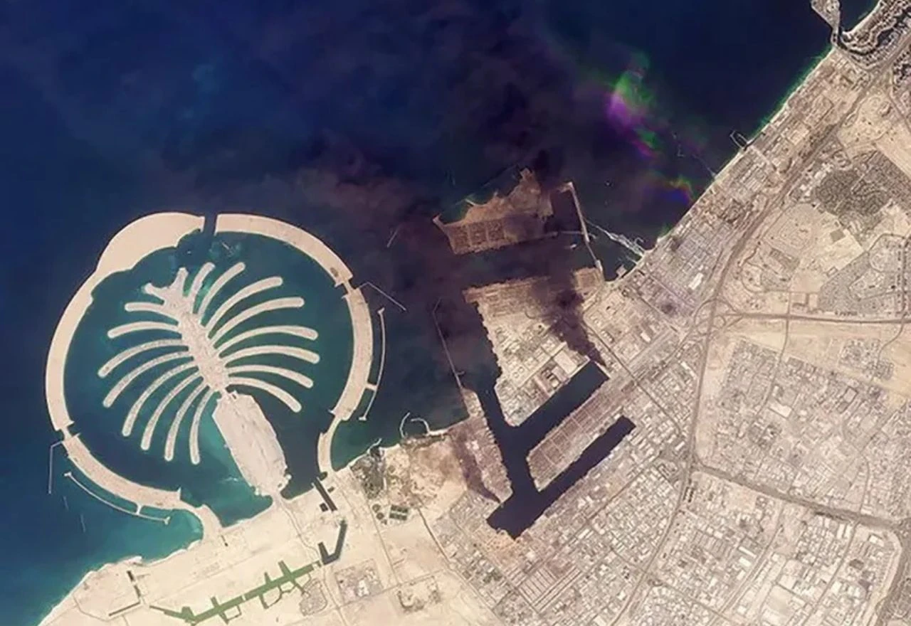 Objavljene fotografije: Dim iznad Dubaija nakon iranskog projektila