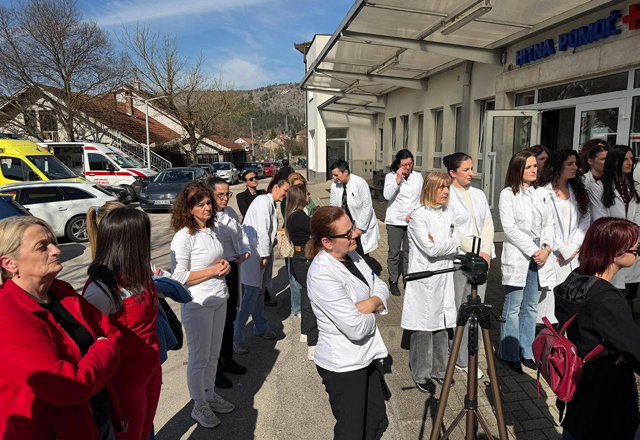 Devedesetka: Vlada ŽZH je nesposobna, liječnici su s pravom podnijeli otkaze