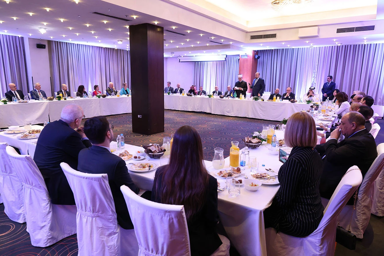 Reisul-ulema Kavazović na iftaru za veleposlanike poslao poruku o zaustavljanju nasilja