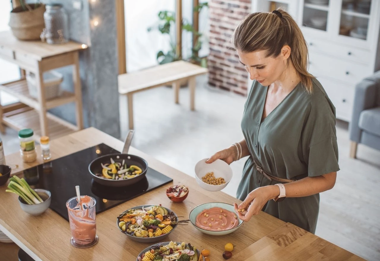 Kako postiti, a sačuvati zdravlje: Gastroenterolog i nutricionistica otkrivaju na što paziti