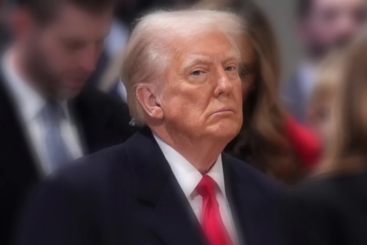 Objavljeni FBI-evi zapisi o optužbama protiv Trumpa u slučaju Epstein