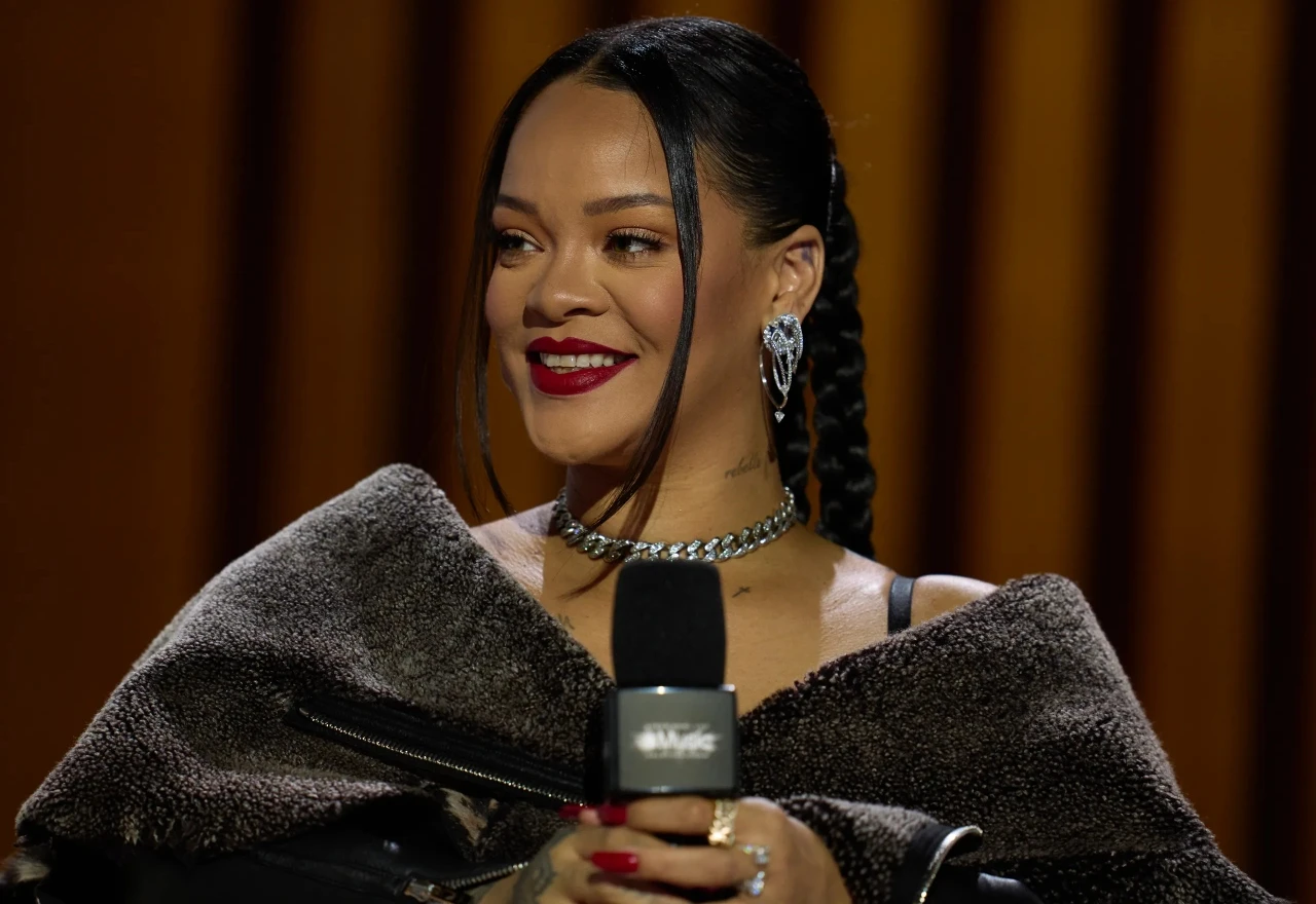 Žena pucala na Rihanninu kuću na Beverly Hillsu