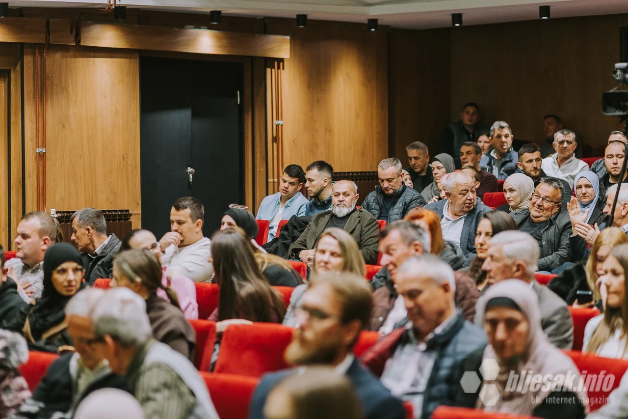 Predavanje Šefika ef. Čavčića u Narodnom pozorištu u Mostaru