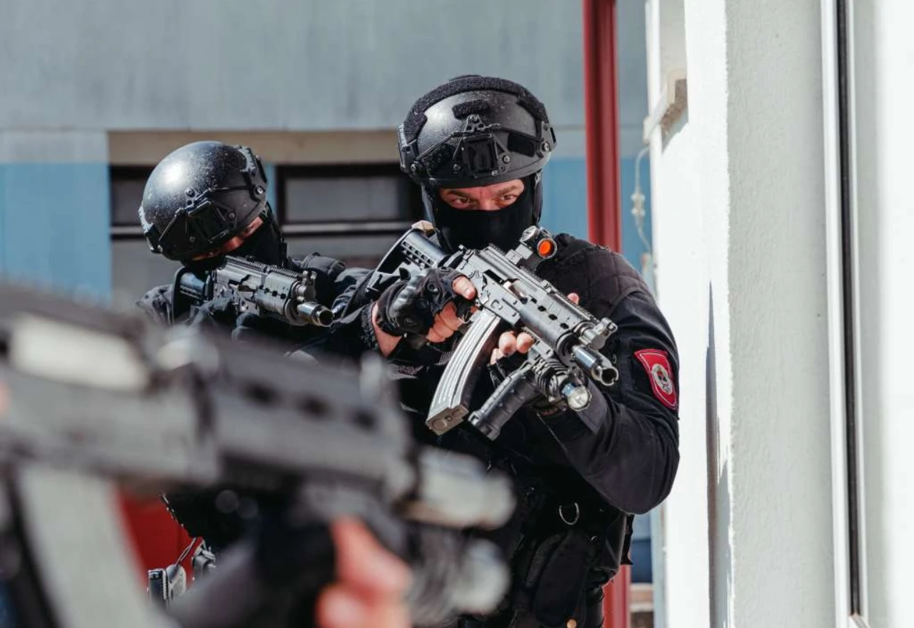 Specijalna antiteroristička jedinica MUP-a RS provodi vježbu