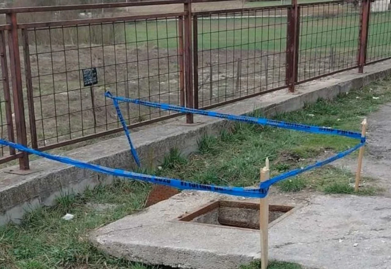 Dvogodišnje dijete ozlijeđeno nakon pada u otvoreni šaht u Travniku