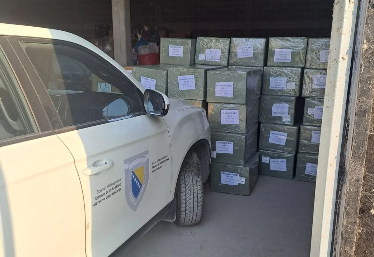 Pronađen krijumčareni tekstil u pošiljci građevinskog materijala