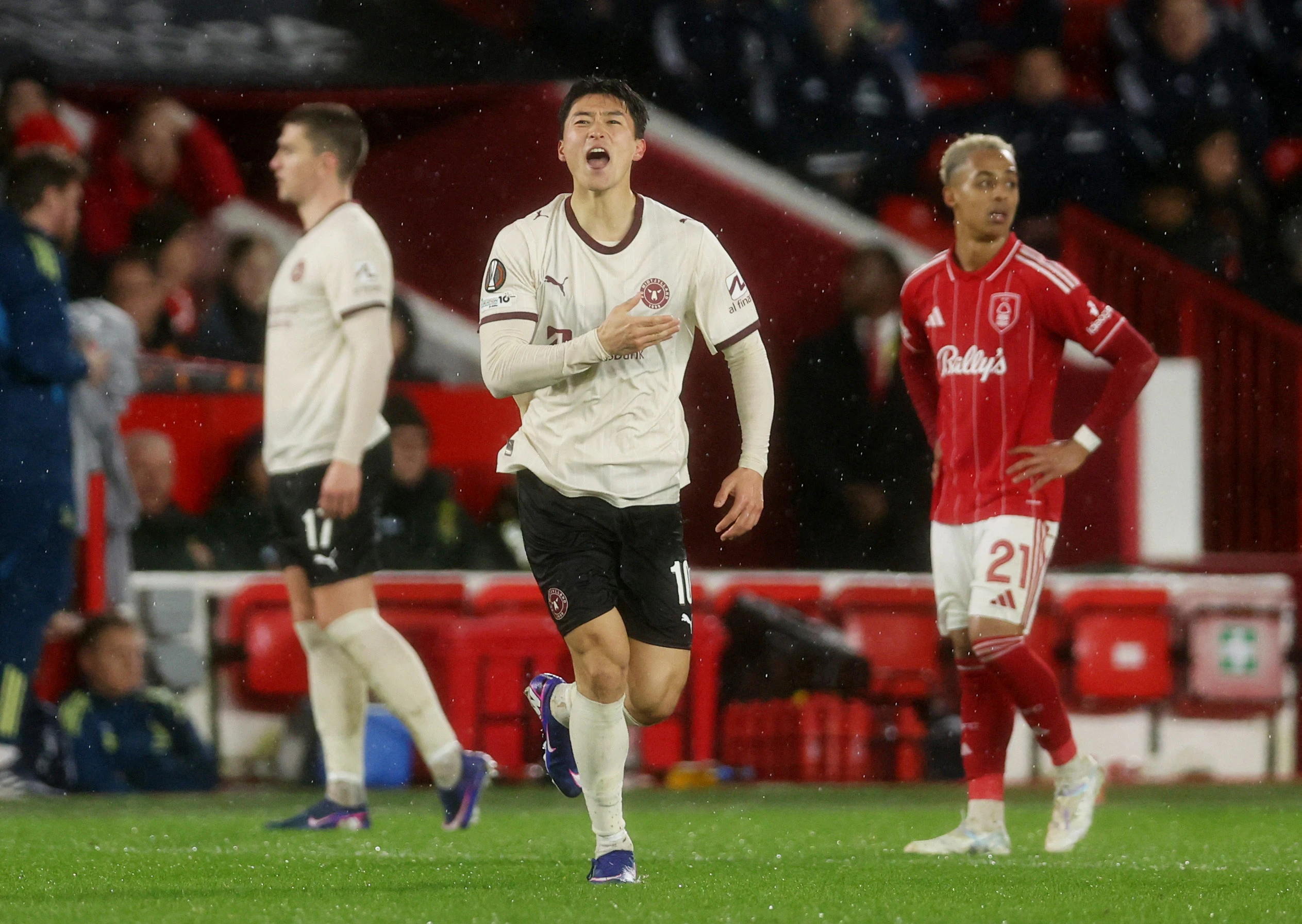 Midtjylland iznenadio Nottingham Forest, porazi Freiburga i Brage