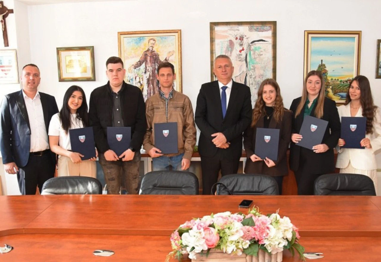 FOTO | Čitluk nagradio najbolje studente s područja općine