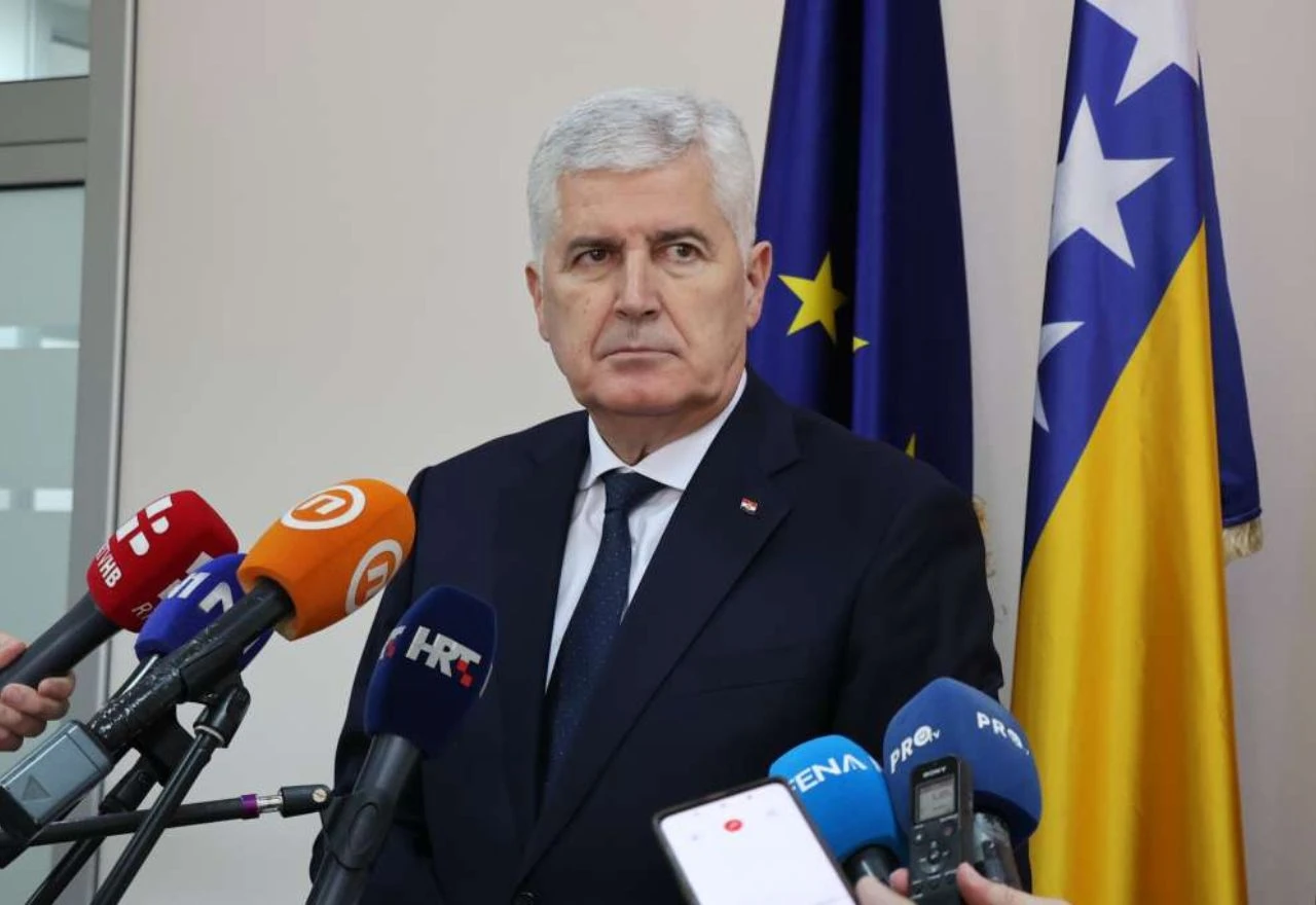 Čović odgovorio Dodiku: "Dalje ruke od hrvatskog naroda"
