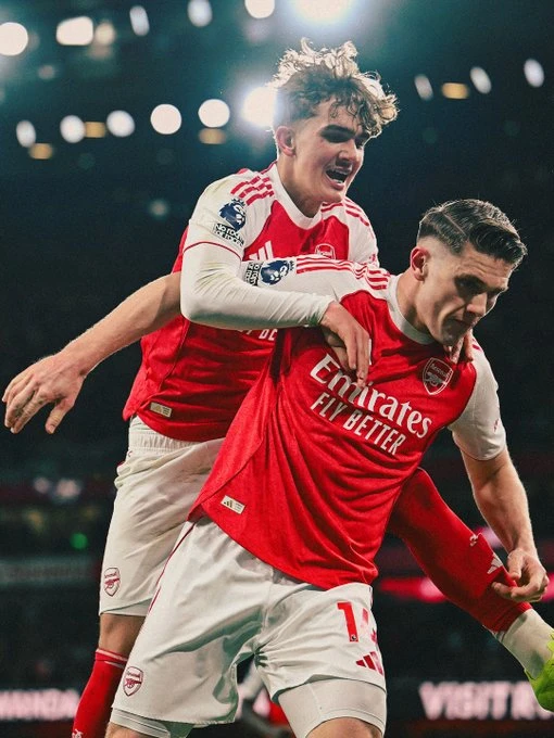Arsenal u završnici slomio Everton, novi kiks Manchester Cityja