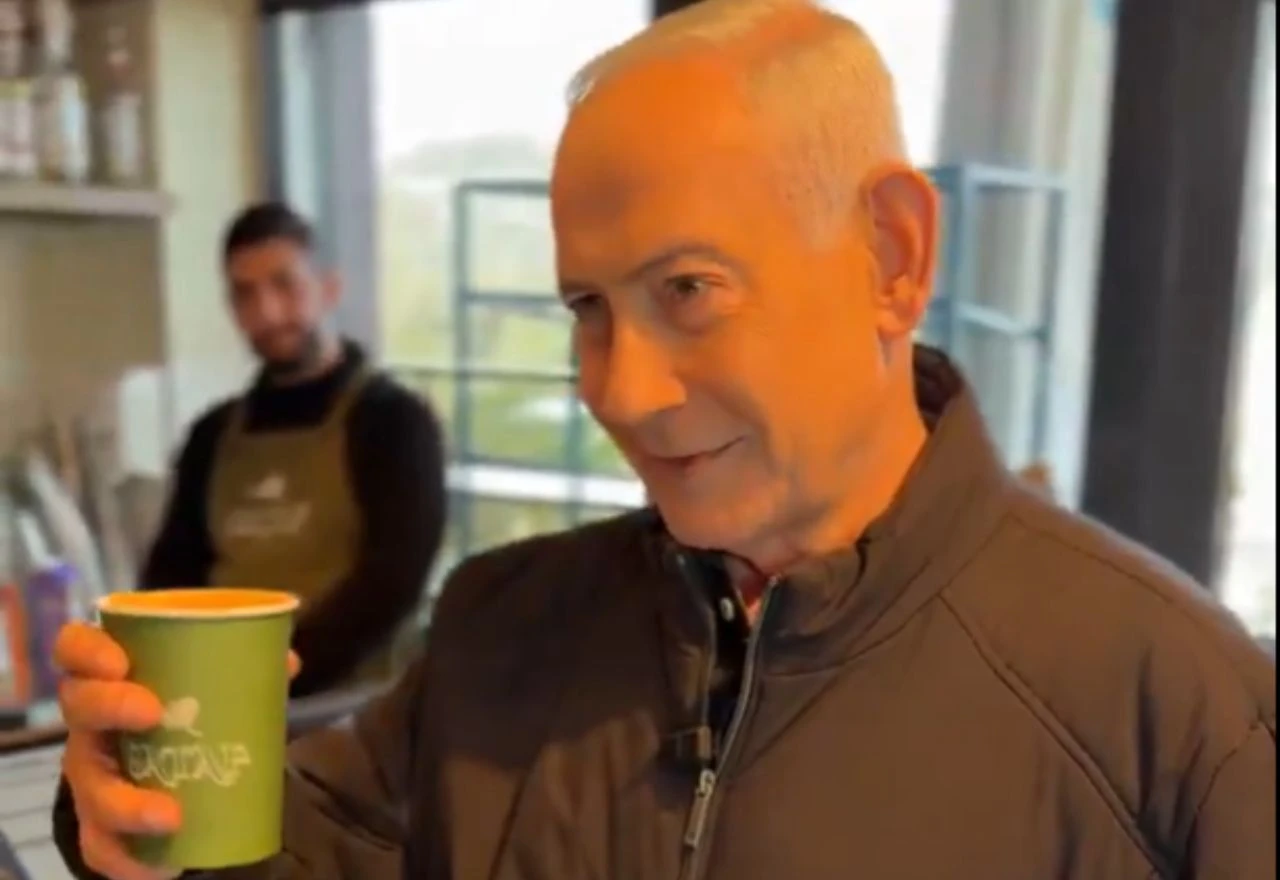 VIDEO | Netanyahu ismijao teorije o svojoj smrti: "Umro sam..."
