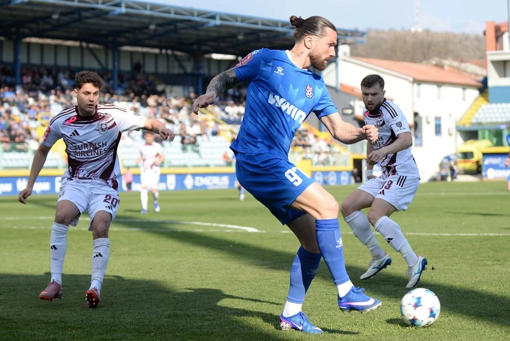 Velemajstorija Mate Stanića odlučila derbi na Pecari