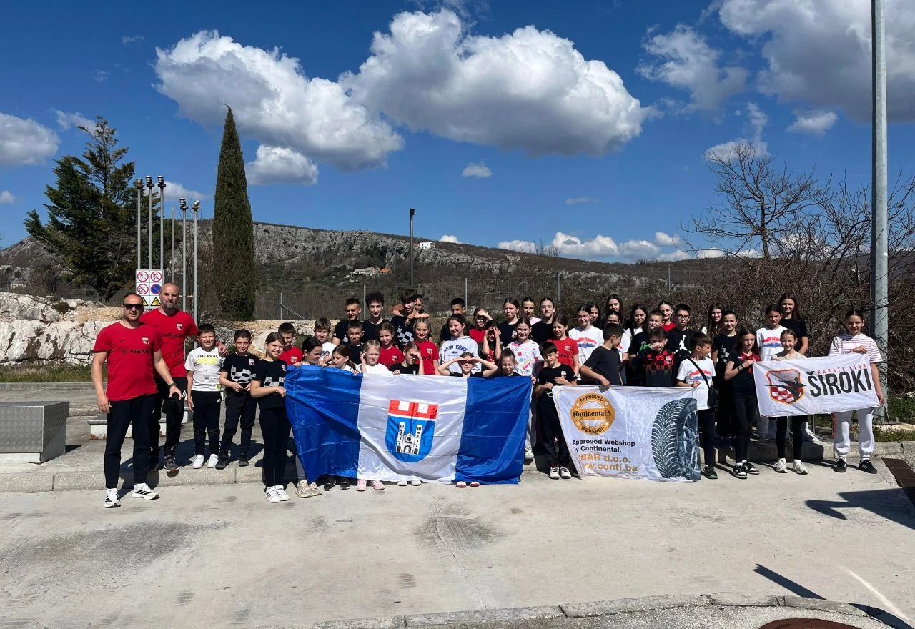 32 medalje i treće mjesto za Karate klub Široki