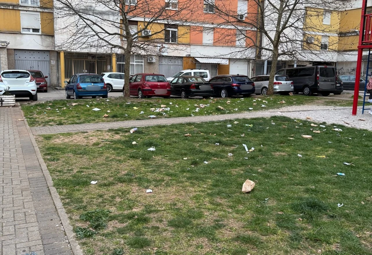 Čitateljica pita: Prošetaju li učitelji, nastavnici i pedagozi ikada oko svojih škola?