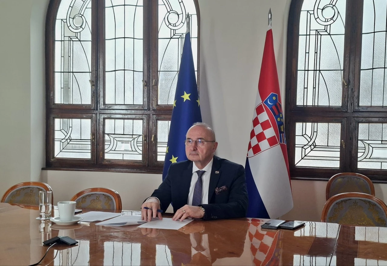 Grlić Radman se nada kako će izborna reforma Hrvatima u BiH vratiti prava iz Daytona