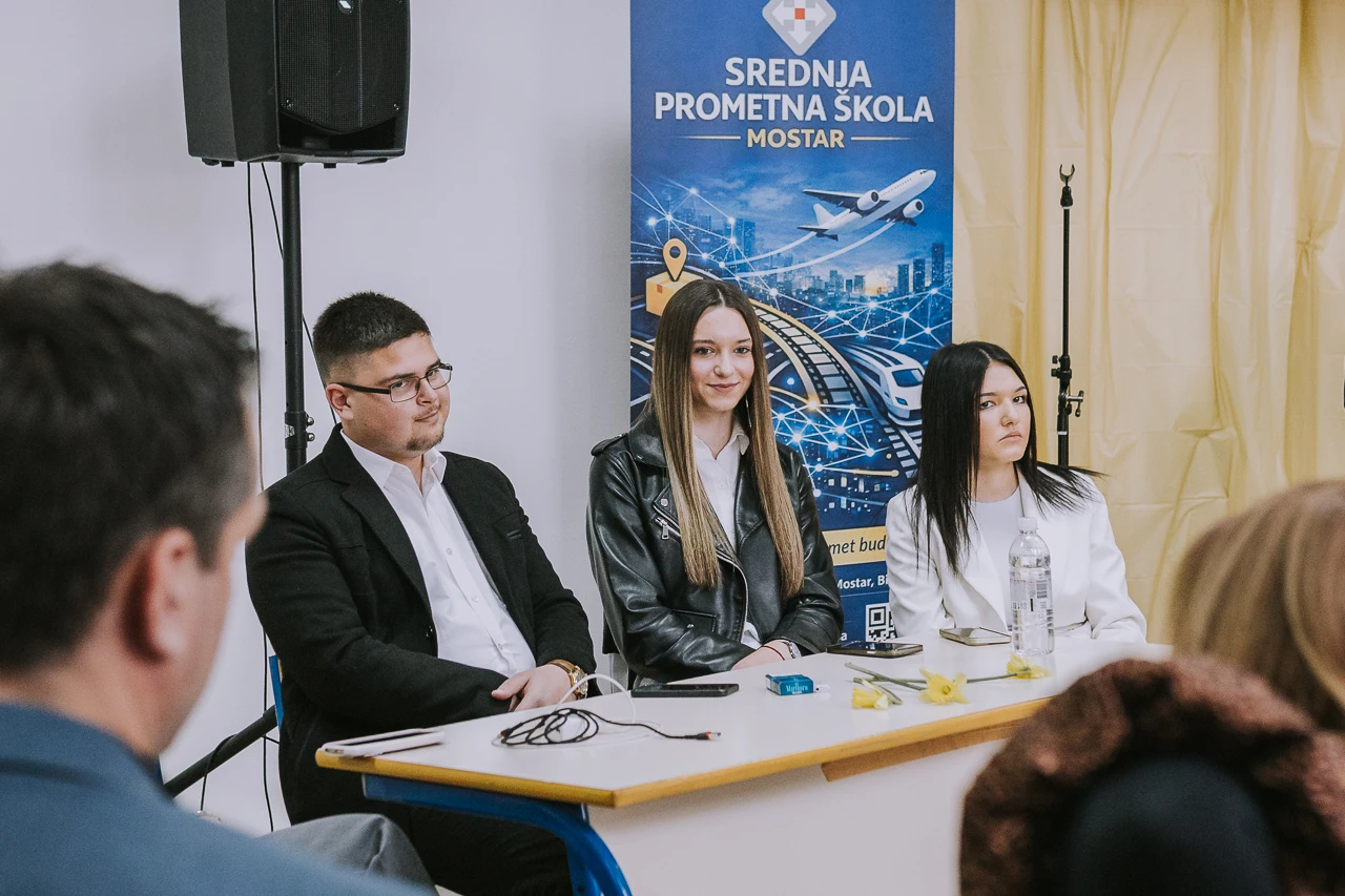 Srednja prometna škola Mostar obilježila Dan škole na blagdan svetog Josipa. Predstavljen školski list koji izlazi već 25 godina.